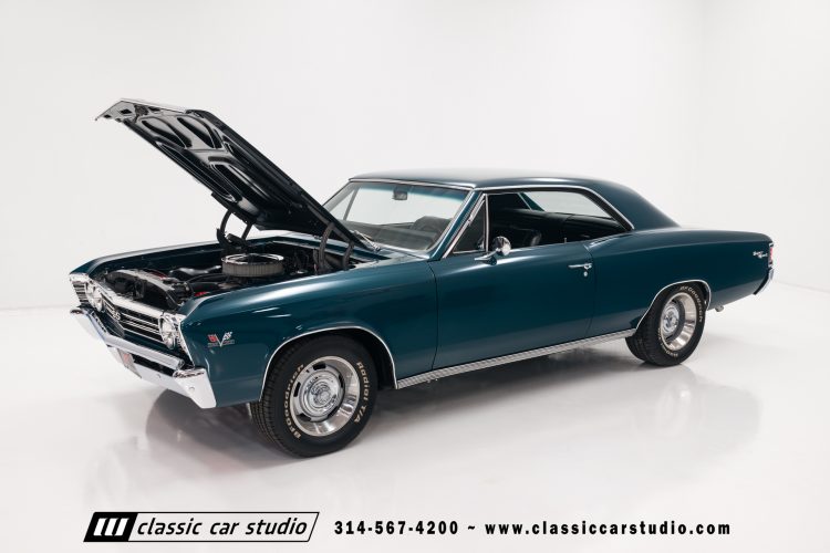 67_Chevrolet_Chevelle_SS_2199-106