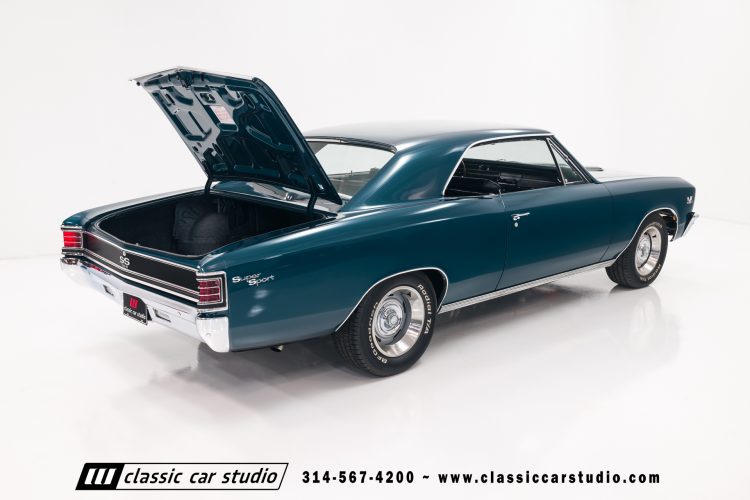 67_Chevrolet_Chevelle_SS_2199-117