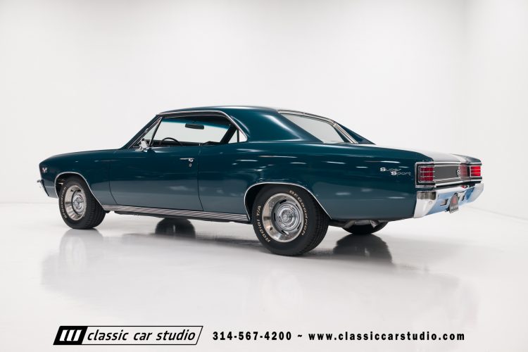 67_Chevrolet_Chevelle_SS_2199-37