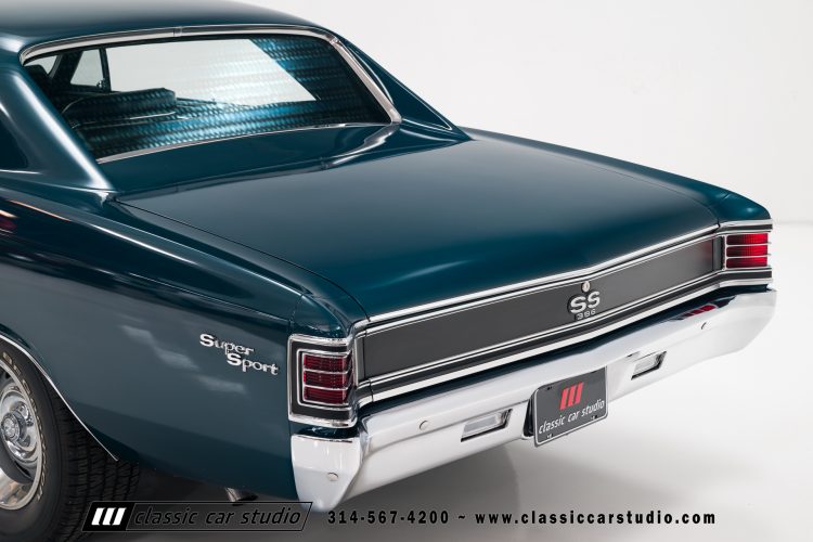 67_Chevrolet_Chevelle_SS_2199-41