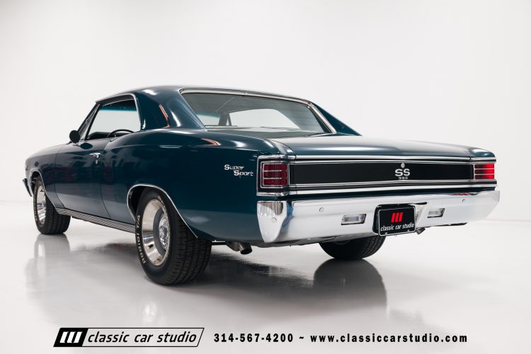 67_Chevrolet_Chevelle_SS_2199-44