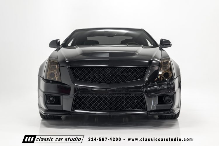 2015_Cadillac_CTS-V_2204-3