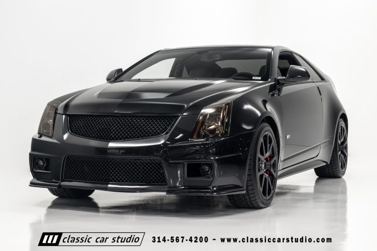 2015_Cadillac_CTS-V_2204-4