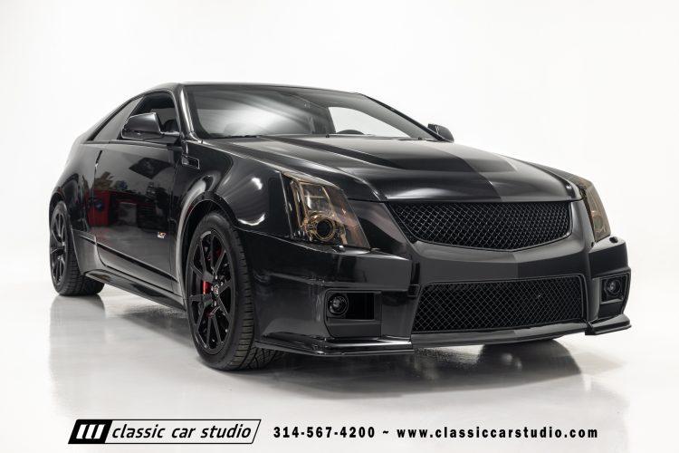 2015_Cadillac_CTS-V_2204-62