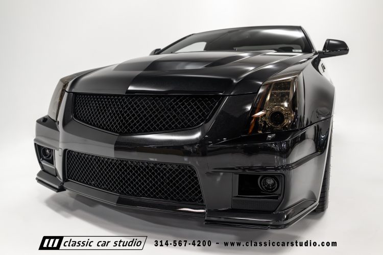 2015_Cadillac_CTS-V_2204-7