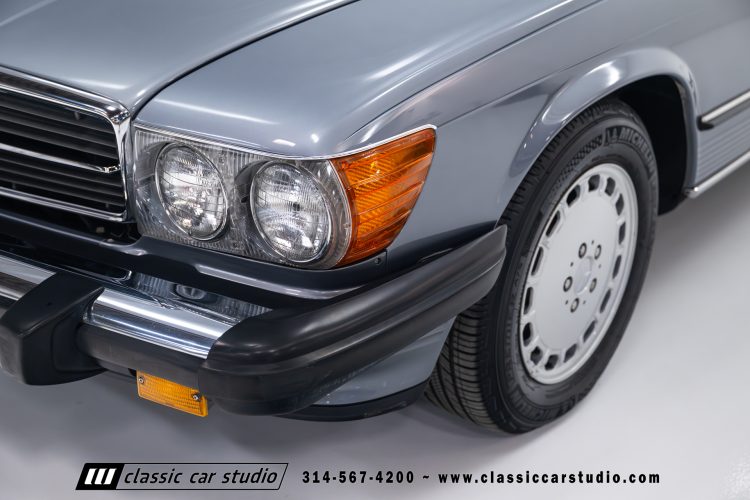 88_MercedesBenz_560SL_2186-16