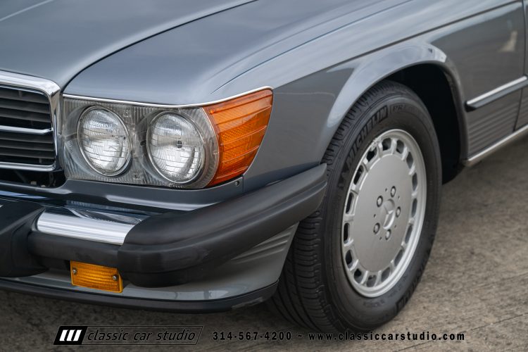 88_MercedesBenz_560SL_2186-173