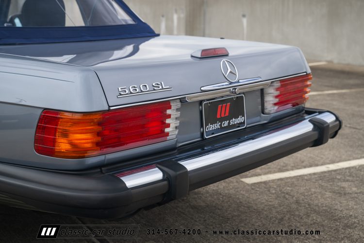 88_MercedesBenz_560SL_2186-185