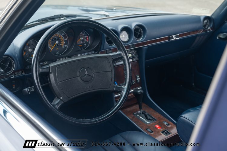 88_MercedesBenz_560SL_2186-189