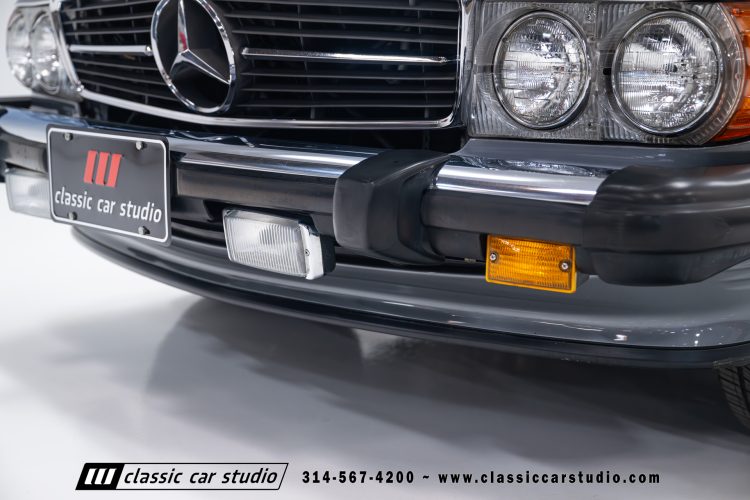 88_MercedesBenz_560SL_2186-20