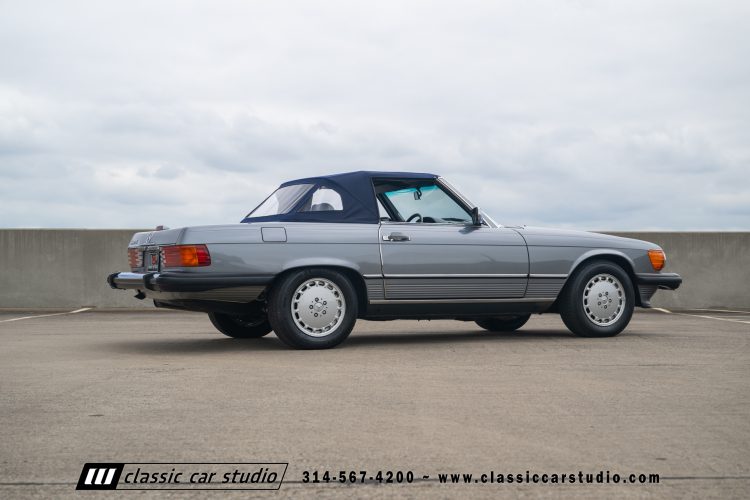 88_MercedesBenz_560SL_2186-200