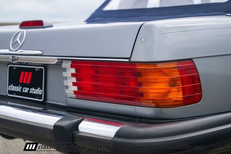 88_MercedesBenz_560SL_2186-206