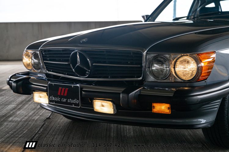 88_MercedesBenz_560SL_2186-221