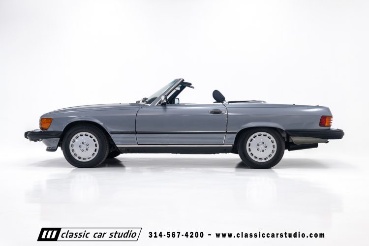 88_MercedesBenz_560SL_2186-38