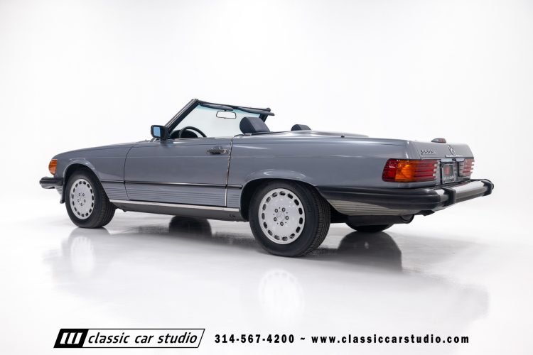 88_MercedesBenz_560SL_2186-47