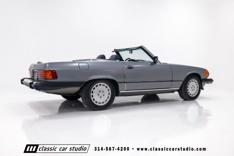 88_MercedesBenz_560SL_2186-65