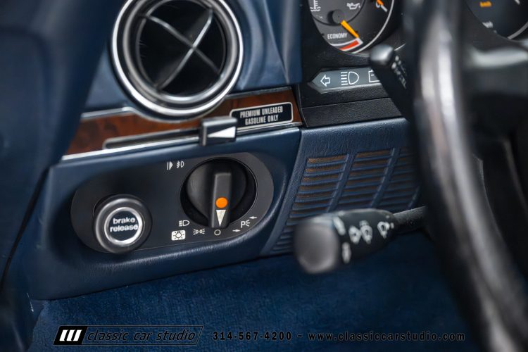 88_MercedesBenz_560SL_2186-91