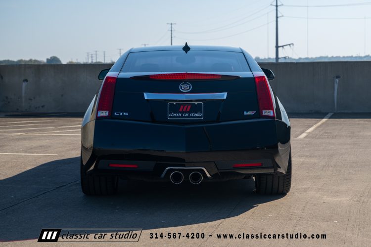 2012_Cadillac_CTS-V_2212-140