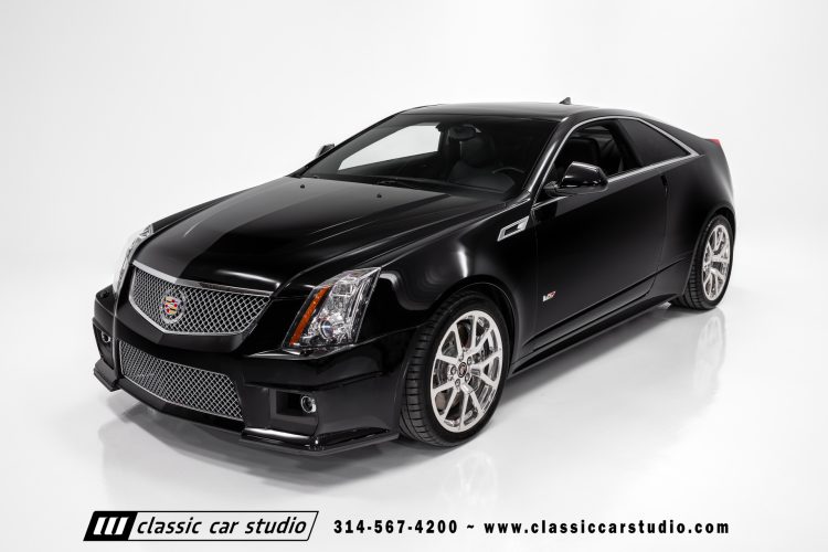 2012_Cadillac_CTS-V_2212-5