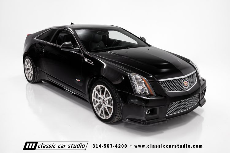 2012_Cadillac_CTS-V_2212-60