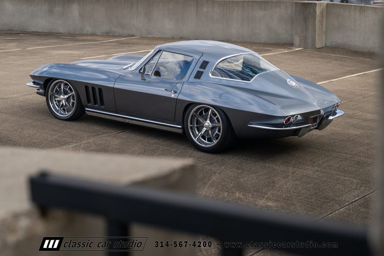 65_Chevrolet_Corvette_2219-221