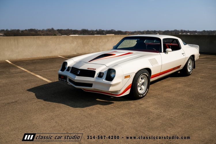 79_Chevrolet_Camaro_Z28_2213-104