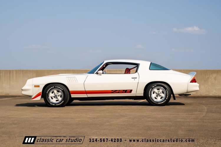 79_Chevrolet_Camaro_Z28_2213-110