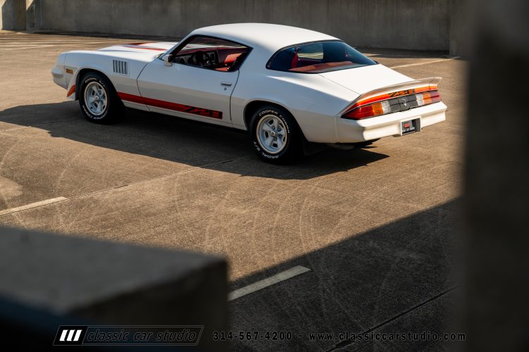 79_Chevrolet_Camaro_Z28_2213-129