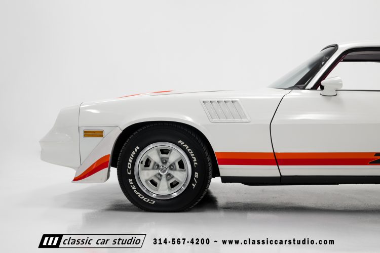 79_Chevrolet_Camaro_Z28_2213-19