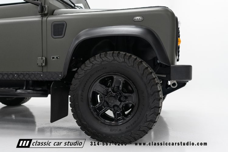 86 Land Rover Discovery • #2224 • RS-24