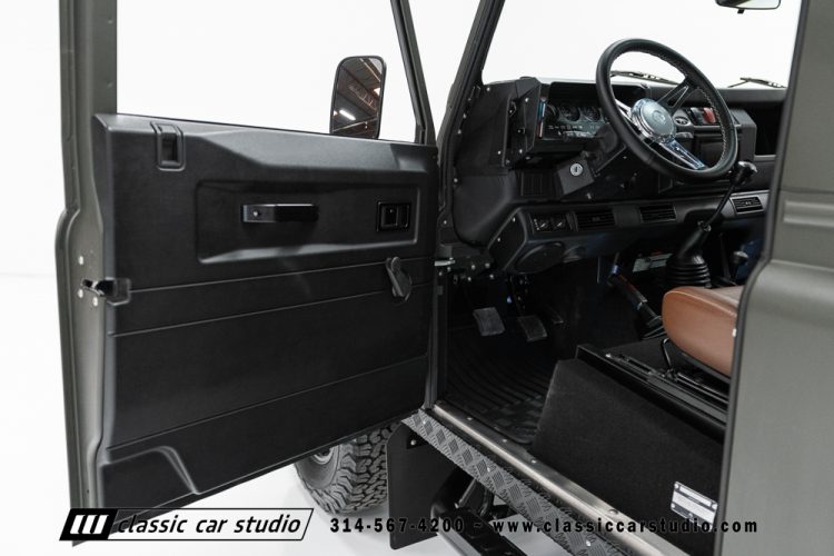 86 Land Rover Discovery • #2224 • RS-28