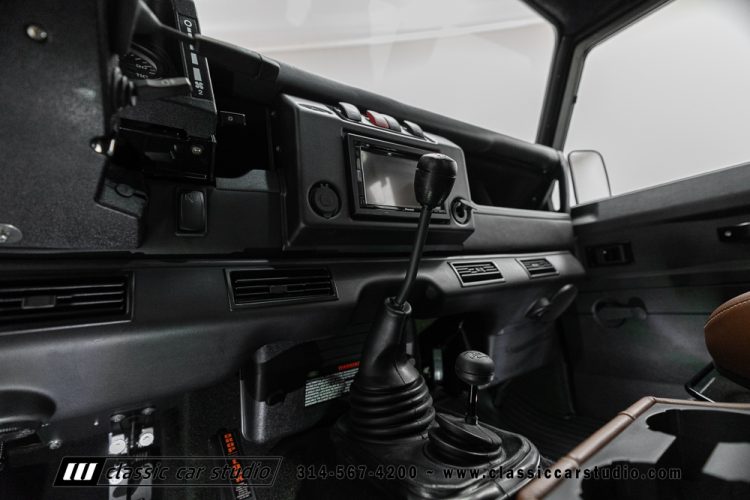 86 Land Rover Discovery • #2224 • RS-36