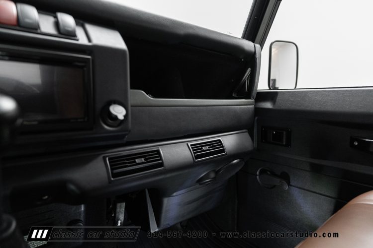 86 Land Rover Discovery • #2224 • RS-40
