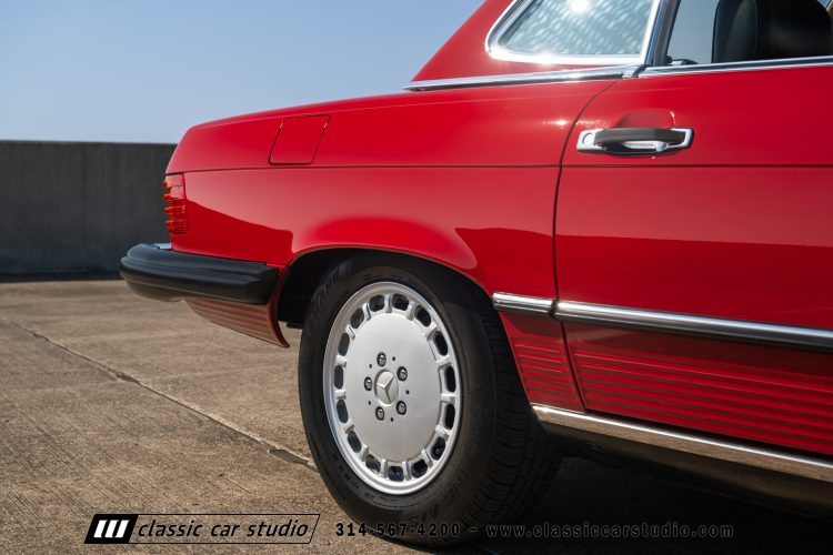 89_MercedesBenz_560SL_2222-171