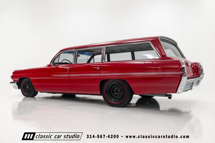 62_Pontiac_Catalina_Safari_2151-44