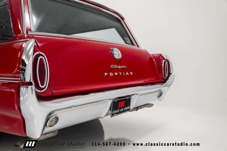 62_Pontiac_Catalina_Safari_2151-47