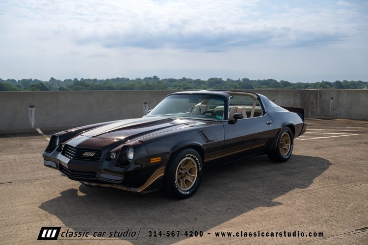 81_Chevrolet_Camaro_Z28_2207-165