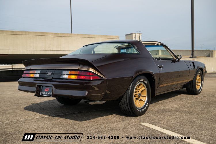 81_Chevrolet_Camaro_Z28_2207-181