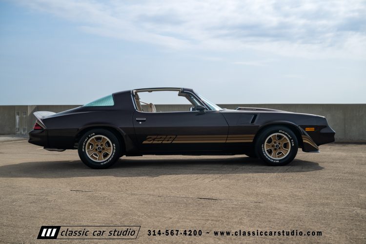 81_Chevrolet_Camaro_Z28_2207-188