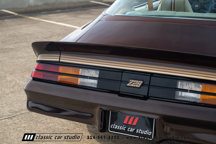 81_Chevrolet_Camaro_Z28_2207-190