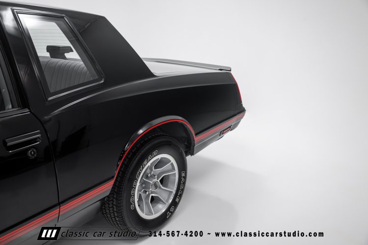 87_Chevrolet_Monte_Carlo_2205-29