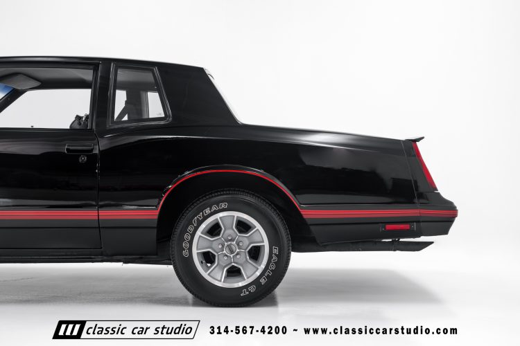 87_Chevrolet_Monte_Carlo_2205-32