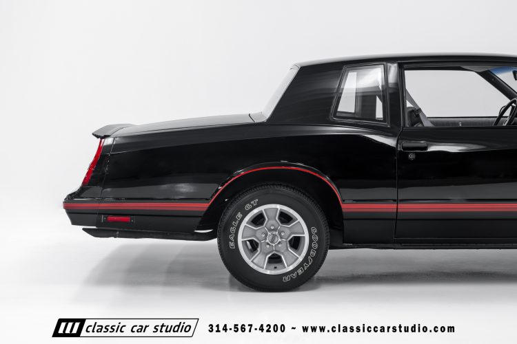 87_Chevrolet_Monte_Carlo_2205-56