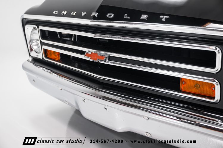 69_Chevrolet_C10_2152-10