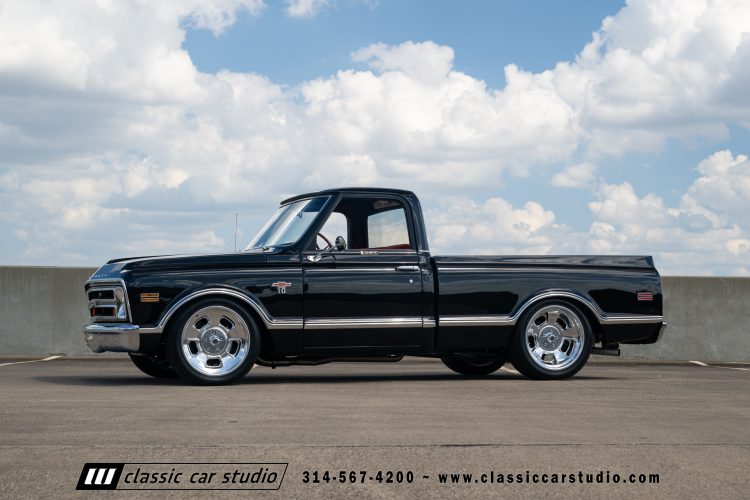 69_Chevrolet_C10_2152-142