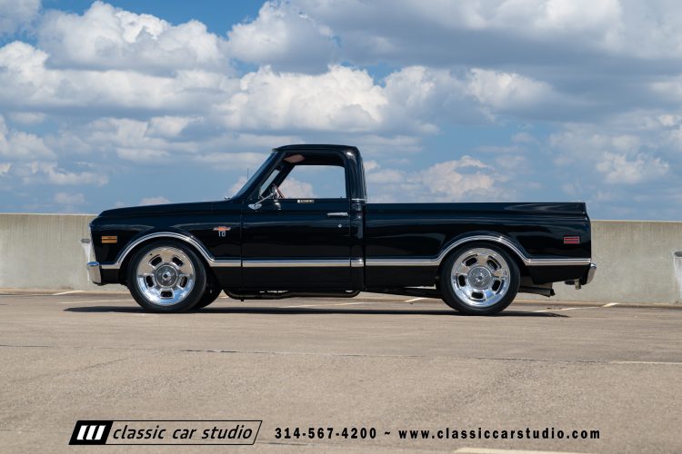 69_Chevrolet_C10_2152-144