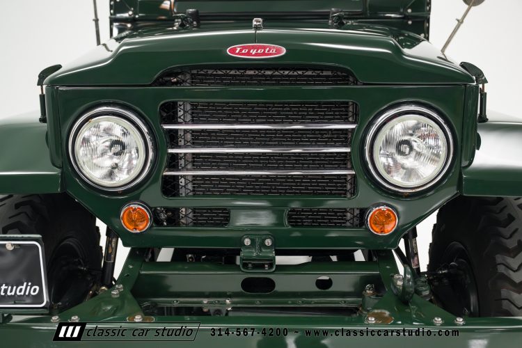 59_Toyota_Land_Cruiser_FJ25_2209-5