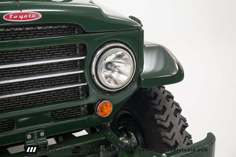 59_Toyota_Land_Cruiser_FJ25_2209-70