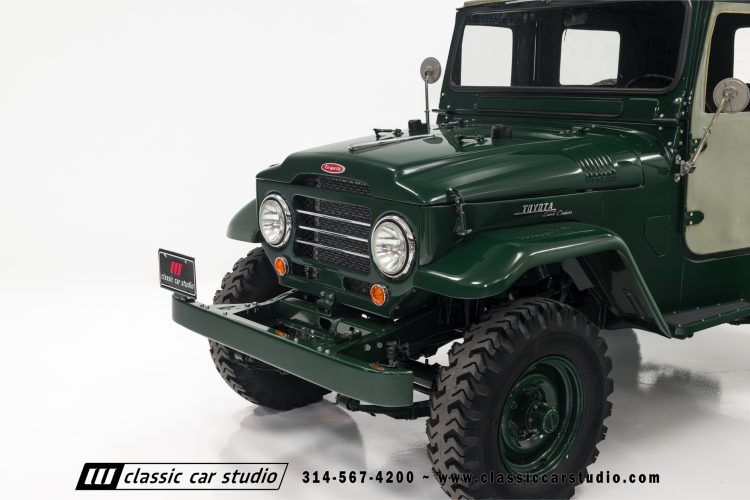 59_Toyota_Land_Cruiser_FJ25_2209-8