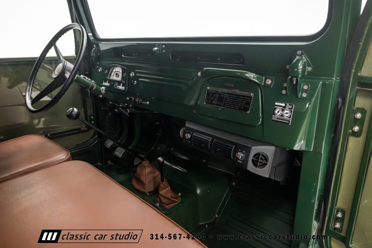 59_Toyota_Land_Cruiser_FJ25_2209-84